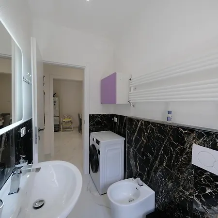 شقة Real Modern Retreat 2 Balconies 7-min Walk To Sleeps 6 راباللو