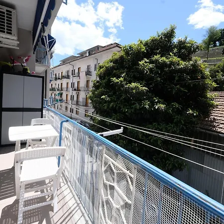 Real Modern Retreat 2 Balconies 7-min Walk To Sleeps 6 شقة راباللو